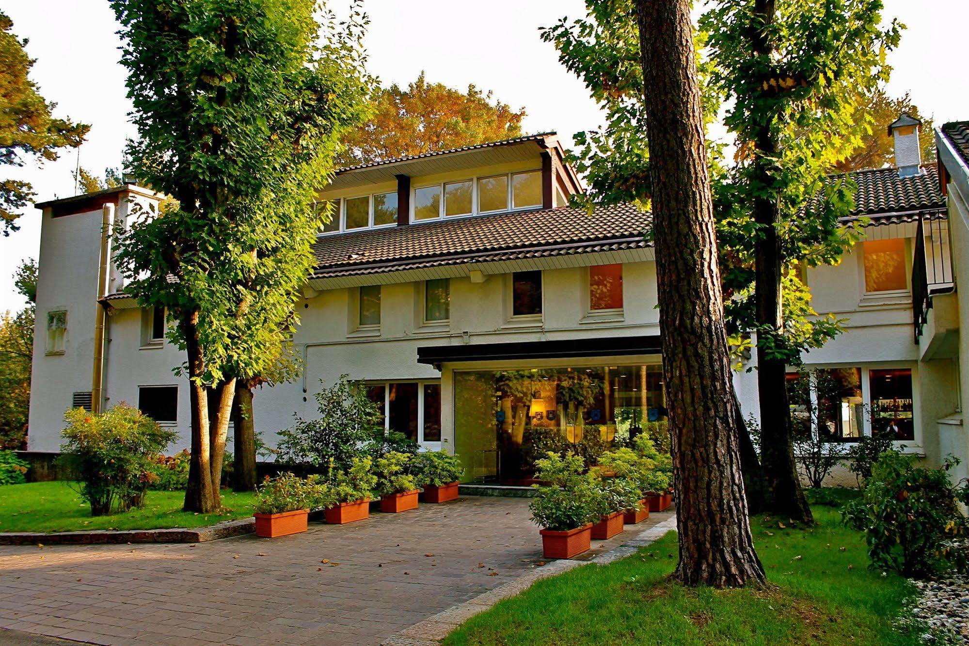 Golf Hotel La Pinetina Appiano Gentile Exteriér fotografie